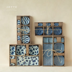 JOYYE Ensemble cadeau de vaisselle à sushi bleue et blanche en céramique japonaise 6 pièces Ensemble de service à sushi de style japonais - Product Image 6