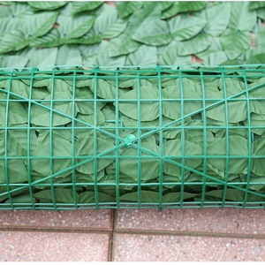 Haies artificielles Angesi, clôture en plastique vert, écran d'intimité pour jardin extérieur, pare-soleil pour balcon, décoration murale - Product Image 2