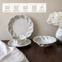 Service de table en porcelaine vintage bleu et blanc à motif floral, avec logo personnalisé, assiette, bol, tasse à café, soucoupe, style rétro luxe léger