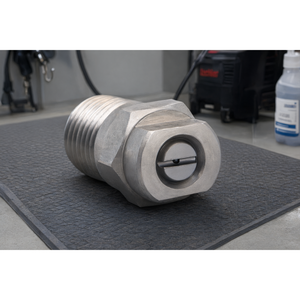 Buse de pulvérisation à jet plat haute pression Lechler 1502 TT.11.121 pour lavage de voitures - Product Image 3