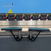 Presse plieuse hydraulique CNC robuste Zhongtai 300T 6000mm 4+1 axes pour la fabrication de poteaux en acier et de poteaux d'éclairage CE