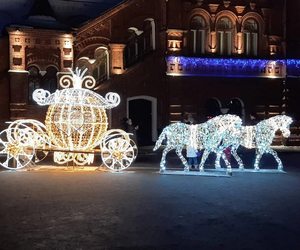 Éclairage de chariot 3D en métal étanche IP65 pour décoration intérieure/extérieure de Noël et de fêtes, avec télécommande - Product Image 1