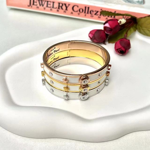 Enamel Luxury Style Bangle Hot Sale Manufacturer Direct Sale American European New Fashion Enamel Design Ladies 18K Gold Bangles