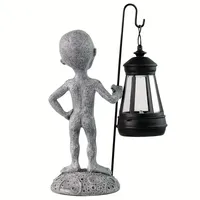 Offre Spéciale sculpture créative en résine extraterrestre avec lanterne et base de lune, texture de peau grise et yeux noirs, décor de jardin extérieur pour la cour