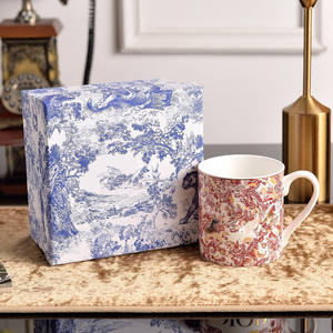 Service à café de luxe rouge en porcelaine fine, ensemble théière, tasses et soucoupes pour le thé de l'après-midi - Product Image 3