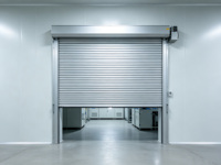 Porte à enroulement en aluminium anti-oxydation, design minimaliste, utilisation en supermarché, longue durée de vie, pour projets en zones côtières humides