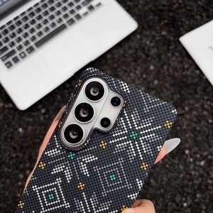 เคสโทรศัพท์มือถือลายคาร์บอนไฟเบอร์แบบแม่เหล็กสำหรับ Samsung S26 S25 Ultra รองรับการชาร์จไร้สาย ป้องกันการกระแทก - Product Image 6