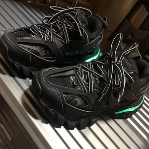 Горячая новинка 2025: Модные кроссовки 3.0 с LED-подсветкой для повседневной носки и спорта - Product Image 2