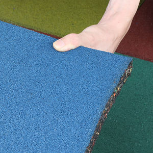 Dalles de sol en caoutchouc pour extérieur, OEM, pour <span class=keywords><strong>jardin</strong></span> d'enfants ou aire de jeux pour enfants - Product Image 1