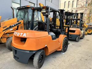 Chariot élévateur diesel Toyota d'occasion de 5 tonnes, modèle FD50 d'origine Toyota, faible nombre d'heures de fonctionnement, bon état de marche, à vendre - Product Image 2