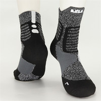 2020 Nouveau Acheter des chaussettes de pression de compression pour hommes pour la course