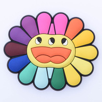 OME Cartoon PVC Rubber Murakami Charms Accessoires Boutons pour enfants Décoration de chaussures Accessoires Tournesol Charms de chaussures