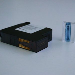 <span class=keywords><strong>Cartucho</strong></span> <span class=keywords><strong>de</strong></span> <span class=keywords><strong>tinta</strong></span> negra <span class=keywords><strong>de</strong></span> 12,7mm sin Chip. El <span class=keywords><strong>precio</strong></span> marcado es el <span class=keywords><strong>precio</strong></span> real. Póngase en contacto con el Servicio <span class=keywords><strong>de</strong></span> Atención al Cliente para crear <span class=keywords><strong>un</strong></span> enlace <span class=keywords><strong>de</strong></span> pedido - Product Image 5