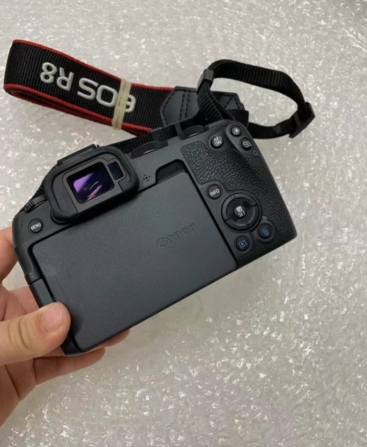 95% New R8 Professional Mirrorless Camera Full Frame CMOS Sensor SD Card 1080p HD Video Used Camera
