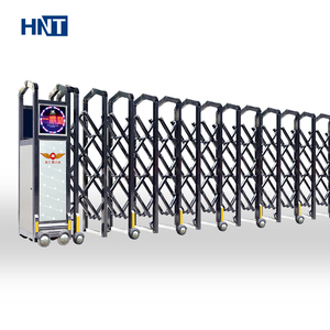 Porte de clôture automatique en <span class=keywords><strong>aluminium</strong></span> Porte principale coulissante télescopique Construit en accordéon Porte de barrière de sécurité avant rétractable - Product Image 1