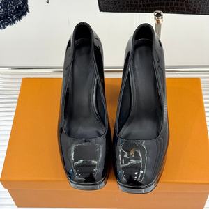 Chaussures élégantes et sexy pour femmes, escarpins formels de créateur en cuir véritable à talon fin de 6 cm, à enfiler, vente en gros de haute qualité - Product Image 4
