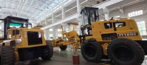 Fournisseur d'usine, niveleuse à moteur PY180C, machines de construction robustes avec rayon de braquage court, vente chaude, construction de qualité supérieure, conception durable - Product Image 6