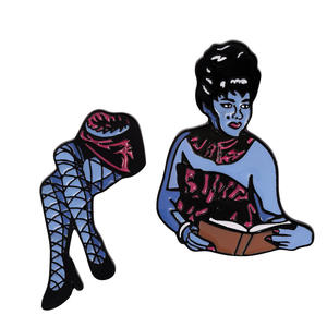 Venta caliente película de terror Pines de metal personalizado Halloween esmalte Pin personalizado Pines de solapa para ropa - Product Image 6