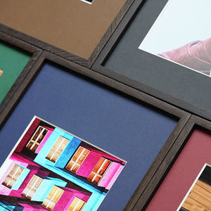 Marco de Fotos Personalizado de Madera Maciza Hecho a Mano, Ecológico, Creativo y Duradero para Montaje en Pared, Tamaño A4, Impresión a Todo Color Personalizable - Product Image 5