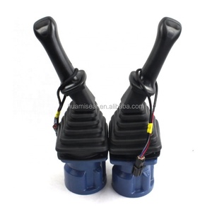 วาล์วควบคุมไฮดรอลิกสำหรับรถขุด K1051648 420-00342B ชุดควบคุมจอยสติ๊ก - Product Image 6