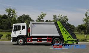 Camión de Recolección y Reciclaje de Basura Comprimida Tipo Exportación, Adecuado para la Gestión de Residuos Alimentarios, Equipado con Motor Diésel - Product Image 3