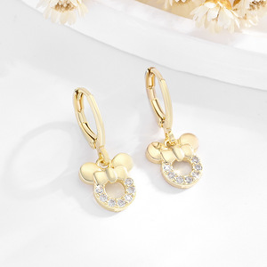 Sélection transfrontalière à la mode dessin animé Mickey <span class=keywords><strong>Minnie</strong></span> nœud papillon Zircon boucles <span class=keywords><strong>d</strong></span>'oreilles en laiton polyvalent haut de gamme sensation plaqué or 14 carats - Product Image 2