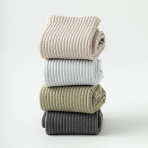 جوارب نسائية بشعار مخصص مضادة للانزلاق جيدة التهوية بلون قطن محبوك للطاقم والجري للرجال رياضة بيلاتيس قبضة جوارب يوجا - Product Image 3