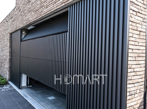 Maßgefertigtes Villen-Garagentor mit Wärmedämmung und Elektrischer Seitenöffnung - Product Image 4