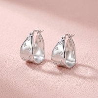 Boucles d'oreilles clous en argent sterling 925 AYGYF080-DA, torsadées et lisses, style Huggie, minimalistes, pour femme, bijoux à porter au quotidien