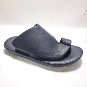 Yeni erkekler Flip flop açık aşınma yaz kaymaz hafif açılı terlik yumuşak taban rahat rahat erkekler sandalet - Product Image 1