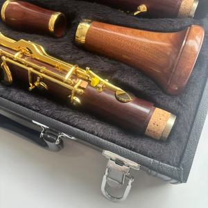 Clarinete de Fábrica con 18 Llaves Bañadas en Oro, Instrumento Musical 00, Clarinete de Fábrica 00 - Product Image 3