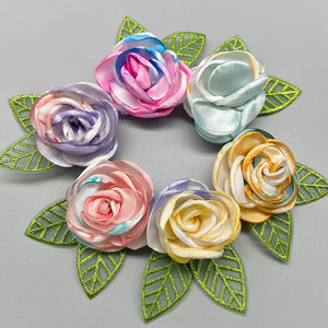 Pinces à cheveux en tissu 3D faites à la main, motif dégradé de roses et de fleurs de camélia, accessoires DIY pour usage quotidien - Product Image 1