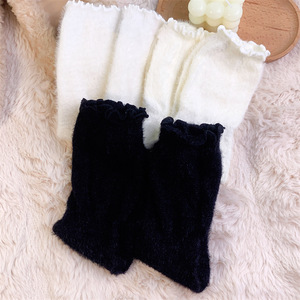 Women Solid Color Ruffled Mink Fleece Slouch <b>Socks</b> Mid Calf <b>Thick</b> Soft Warm <b>Fluffy</b> Versatile White And Black - Product Image 3