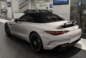 High-quality Car Film That Protects Against UV <strong>Rays</strong>, Scratches and Yellowing, with <strong>Metallic</strong> Liquid Coating. - Product Image 2