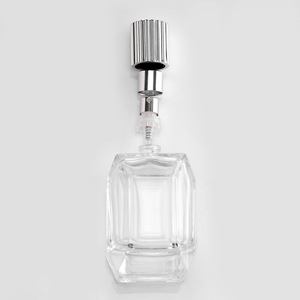 Nuova Bottiglia di Profumo Nera Irregolare, Flacone Spray in Vetro Vuoto con Pompa Atomizzatore, 50ML 100ML, con Tappo Dorato - Product Image 5