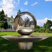 2025 parc décor sportif Statue taille personnalisée argent en acier inoxydable Football Statue Sculptures