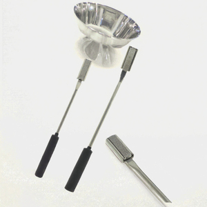 Bebedero automático de acero inoxidable FR729 para aves de corral, tipo columna, para pollos. - Product Image 1