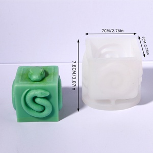 Molde de silicona 3D de serpiente al por mayor para velas, molde geométrico de silicona DIY para decoración del hogar, molde de vela perfumada para resina - Product Image 6