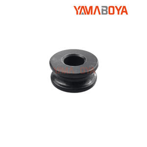 ลูกกลิ้งนำสายรอกเครื่องยนต์เรือยามาโบยะ รุ่น 6F5-15752-00 สำหรับยามาฮ่า 40 แรงม้า อะไหล่ทดแทน - Product Image 3