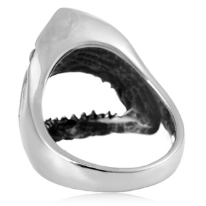 yunnique Men's <b>Titanium</b> Steel Shark Head <b>Ring</b> Silver Animal Design Punk Style Fashion Jewelry Gift - Product Image 3