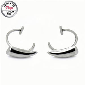 Anneaux Labret Freya en Acier Inoxydable, Forme de Crocs, Argenté, pour Filles, Bijoux de Corps Non Perçants, Style Punk, Bijoux de Créateur Tendance - Product Image 2