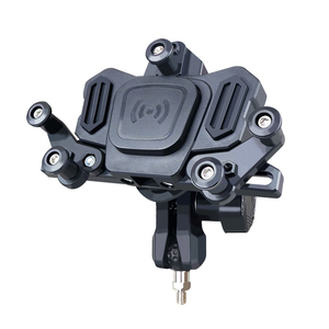 Soporte para Teléfono de Motocicleta con Cargador Inalámbrico de 15W, Ajustable y Bloqueable, para Montar en el Espejo del Manillar - Product Image 6