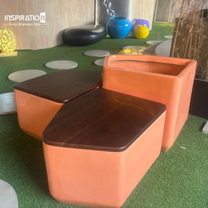 <span class=keywords><strong>Maceta</strong></span> de Fibra de Vidrio Extra Grande <span class=keywords><strong>Pintada</strong></span> a Color Personalizada para Uso Comercial - Product Image 2