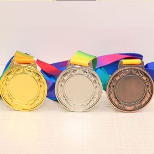 Medalla deportiva de Metal de aleación de Zinc DE ARTE gratuito, Premio personalizado, medalla de competición de carreras, medalla de fútbol de oro y plata 3D - Product Image 1