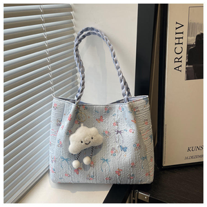 Bolsos de mujer de alta calidad, bolso tote de gran capacidad, nuevo bolso de hombro versátil con forro de PU a la moda. - Product Image 4