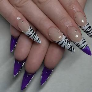 <span class=keywords><strong>Uñas</strong></span> Acrílicas Postizas, Largas, Estilo Stiletto, Base Rosa Cian, Decoración Floral 3D, Cristal, Lámina Dorada, Hechas a Mano - Product Image 6