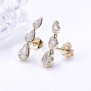 Luxurious & Stylish 18kt Solid Gold Detachable Diamond <b>Earrings</b> Newest <b>Fine</b> Product Genre - Product Image 1