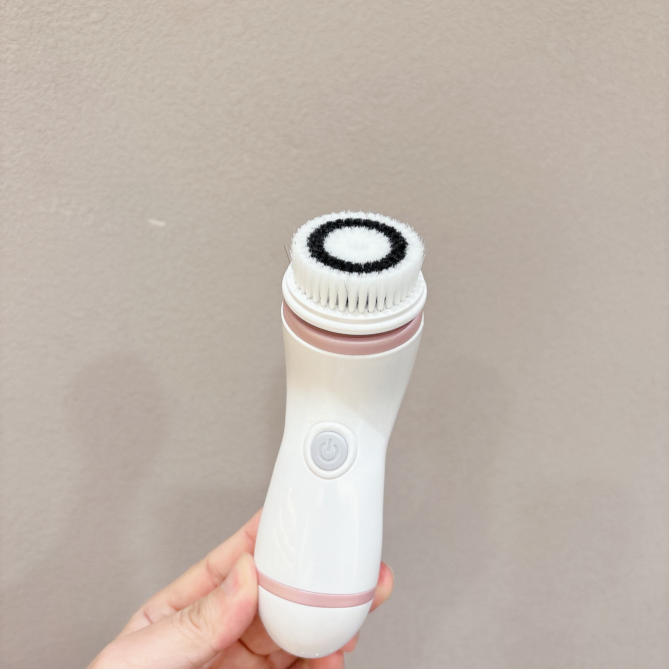 ORANGLES 4-in-1 Multifunctional Sonic Facial Cleansing Brush | Portable Travel Skin Scrubber for Blackhead & Blemish Removal – orangles Kuwait - detailed closeup view - illustrating benefits - Image 3 of 6 | created for all | Shop 4-in-1 Multifunctional Sonic Facial Cleansing Brush | Portable Travel Skin Scrubber for Blackhead & Blemish Removal – orangles Kuwait North Carolina | Free Shipping ORANGLES