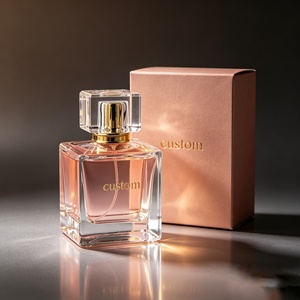 Flacone di Profumo Quadrato <span class=keywords><strong>Rosa</strong></span> Trasparente da 30ml all'Ingrosso con Tappo Nero in Cristallo e Confezione Regalo Personalizzata in Oro <span class=keywords><strong>Rosa</strong></span> - Product Image 4