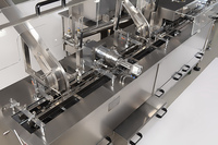 Machine de fabrication automatique de sandwich à biscuits Skywin équipement de biscuits à la crème avec machine d'emballage à flux